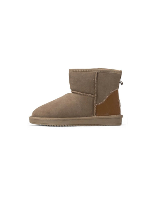 UGG Classic Mini Light Brown Cinnamon Lacquer - oceanhype -