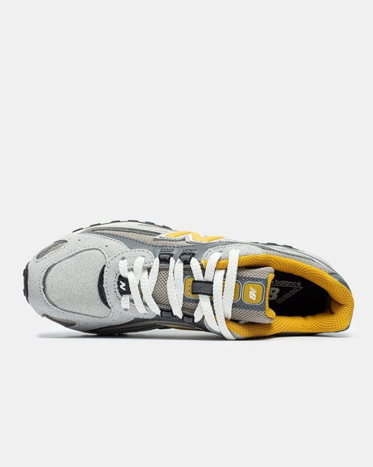 New Balance 204L Silver Metallic - oceanhype - 