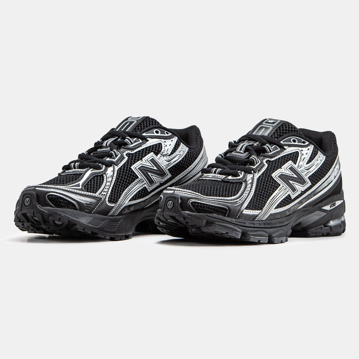 New Balance 740 Black Silver - oceanhype -