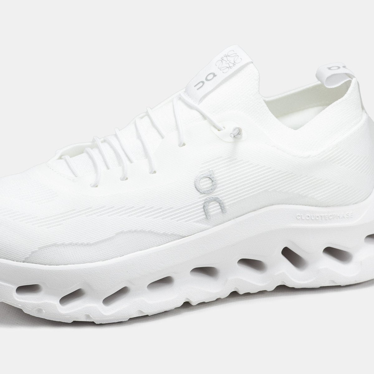 On Loewe x Cloudtilt White - oceanhype - 