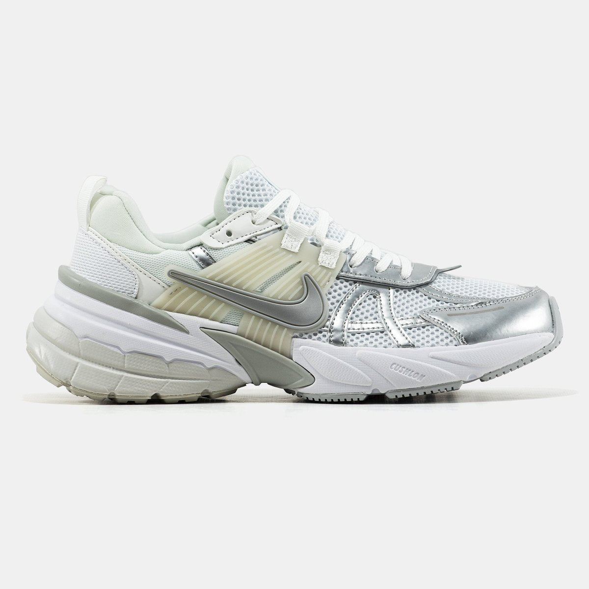 Nike V2K Runtekk White Metallic - oceanhype - 