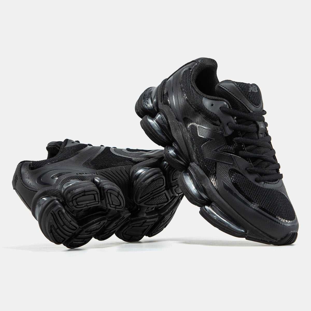 New Balance 2000 Triple Black - oceanhype - 