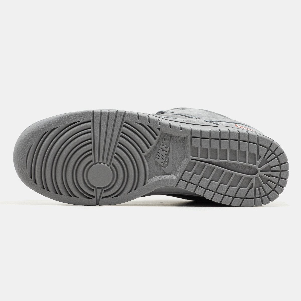 Nike SB Dunk Low x Supreme Grey - oceanhype - 