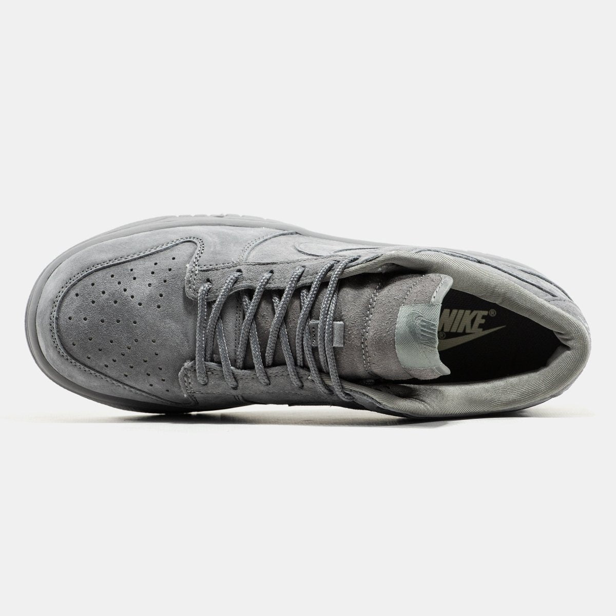 Nike SB Dunk Low x Supreme Grey - oceanhype - 