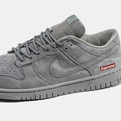 Nike SB Dunk Low x Supreme Grey - oceanhype - 