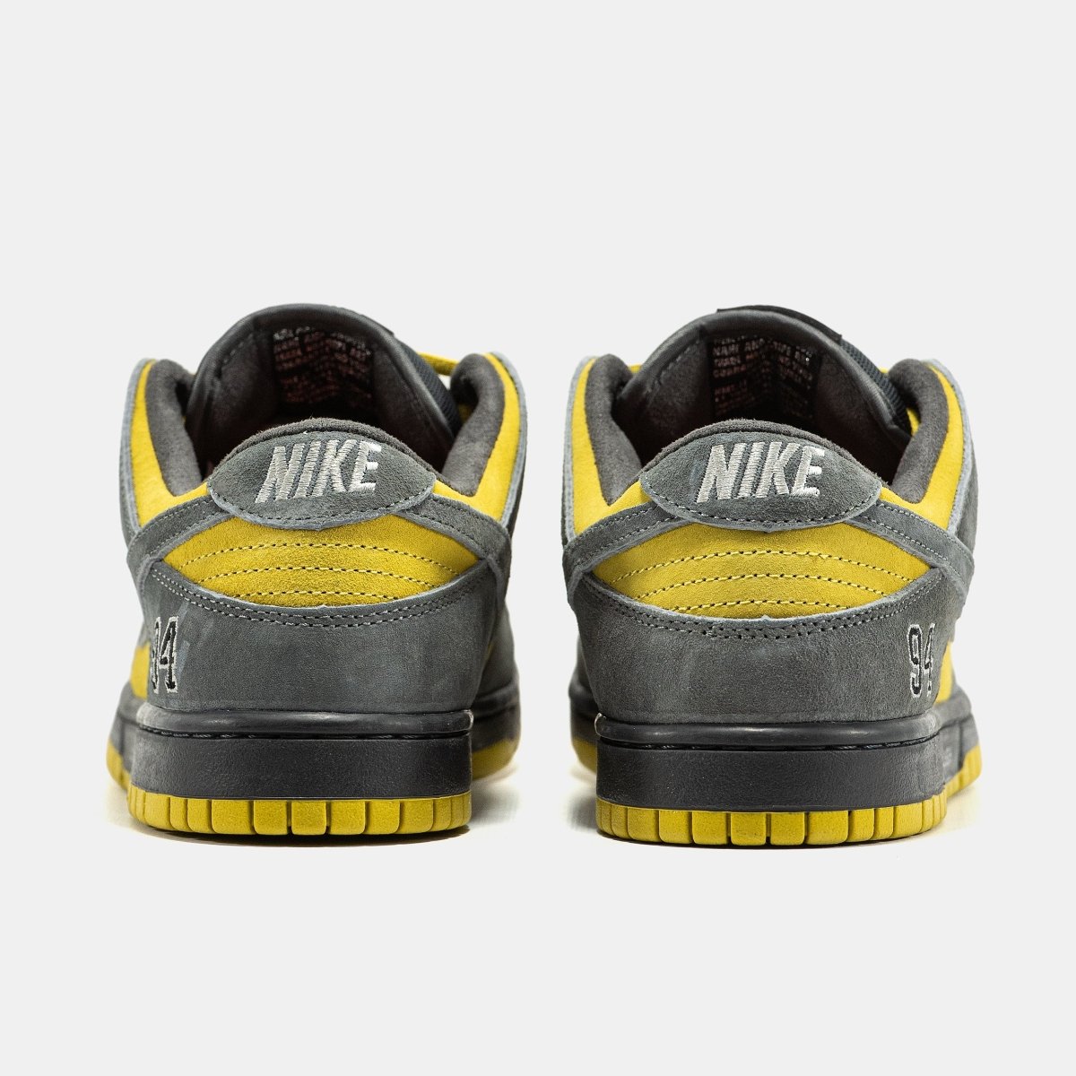 Nike SB Dunk Low x Supreme Grey Yellow - oceanhype - 