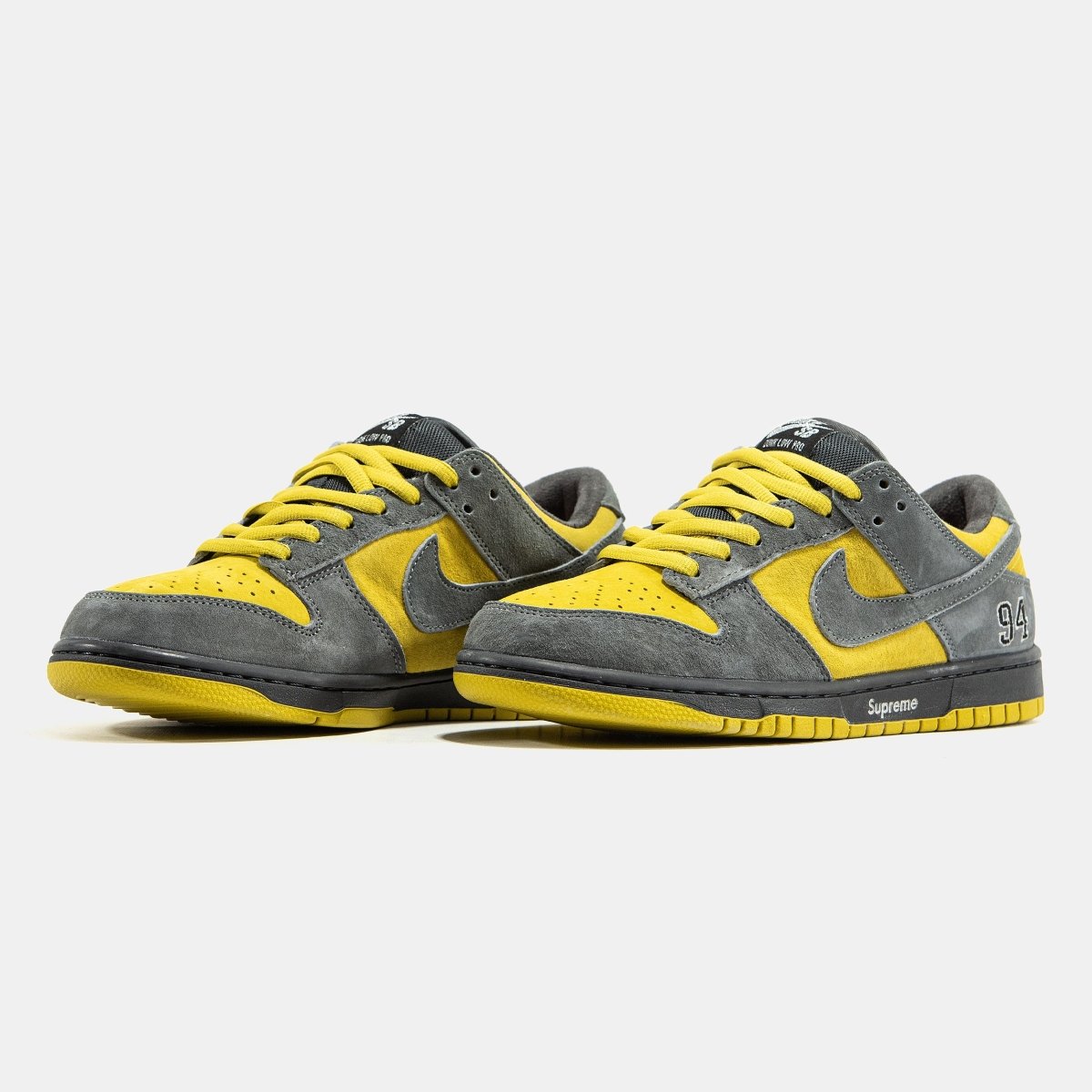 Nike SB Dunk Low x Supreme Grey Yellow - oceanhype - 