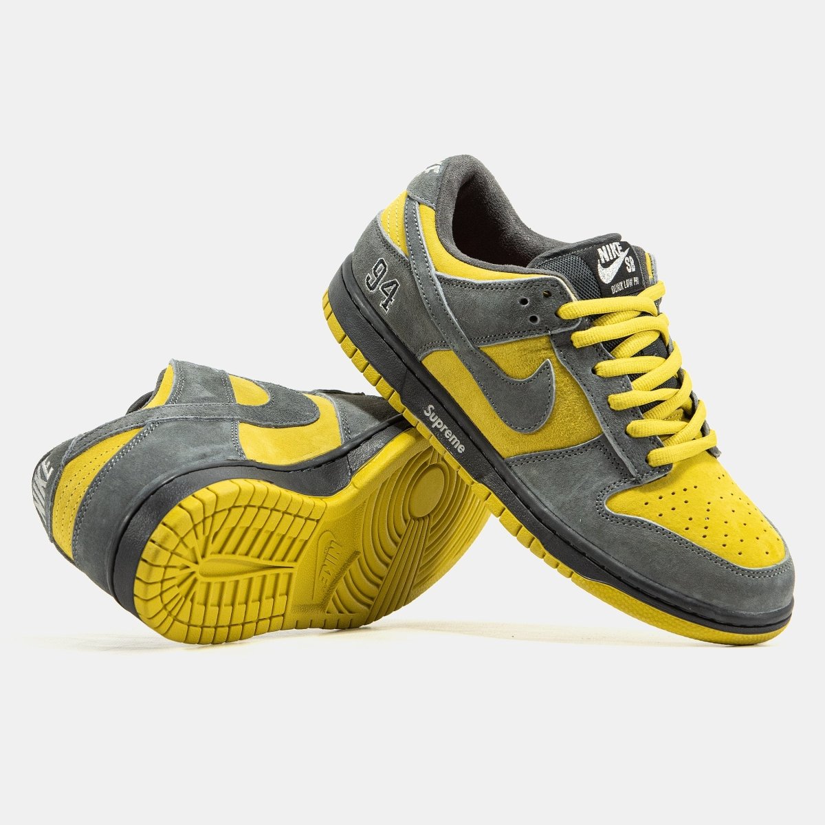 Nike SB Dunk Low x Supreme Grey Yellow - oceanhype - 