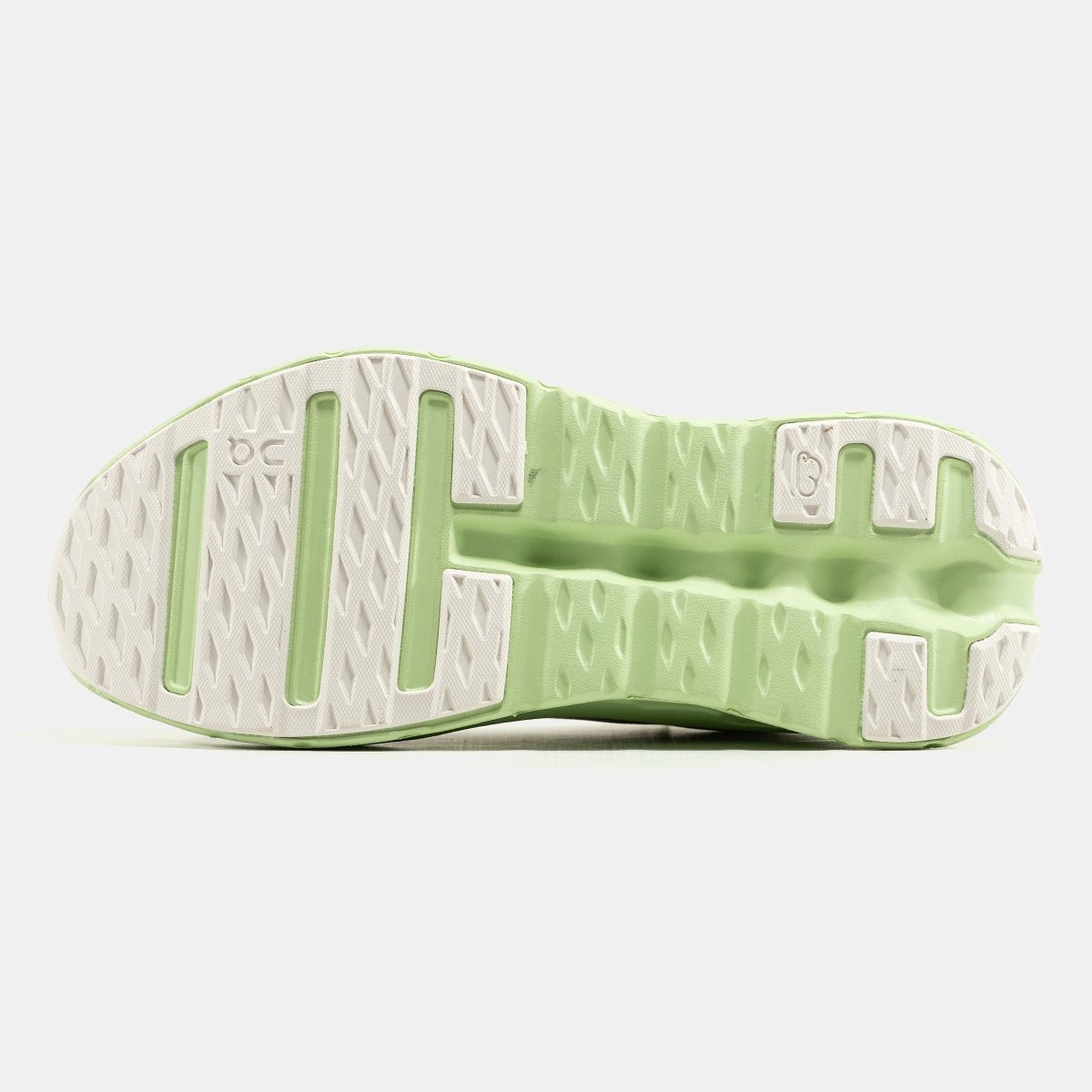 On Cloudtilt Green White - oceanhype - 