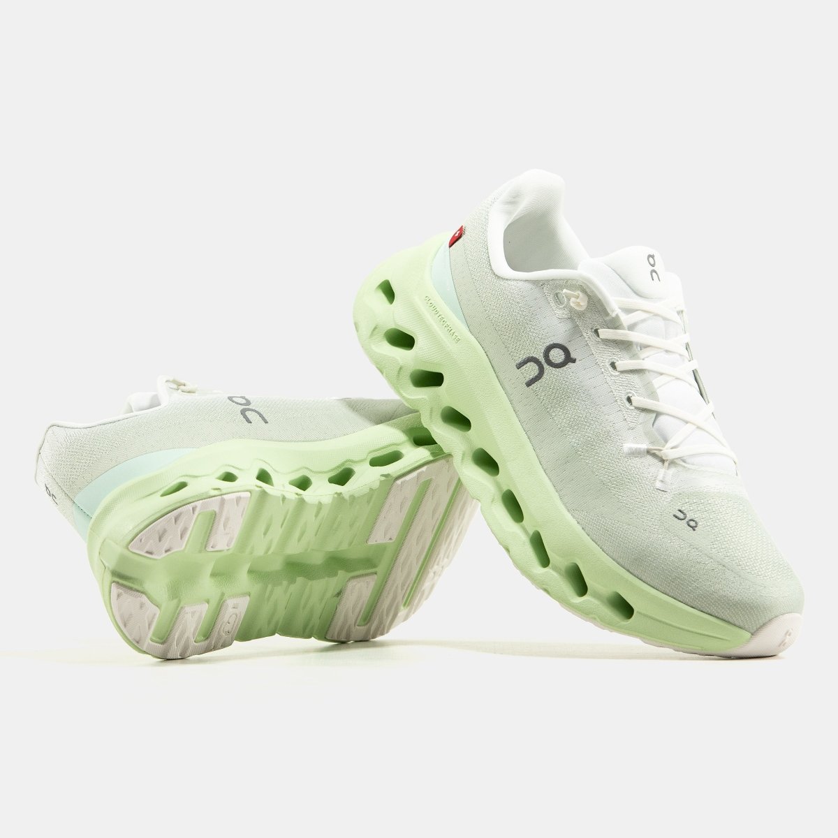 On Cloudtilt Green White - oceanhype - 