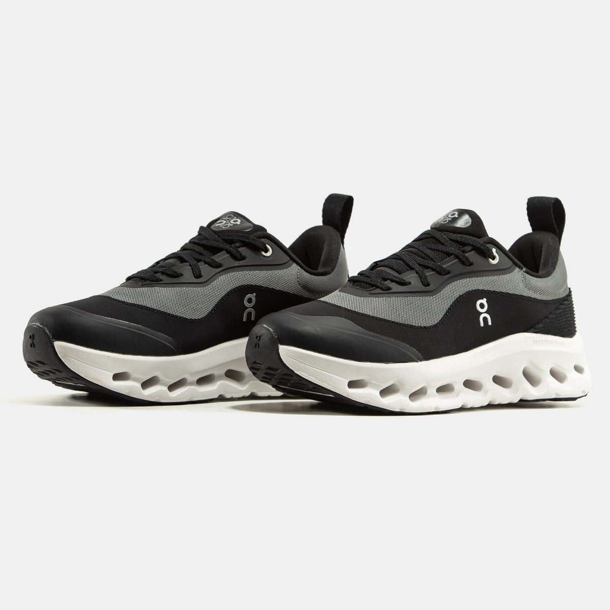 On Cloudtilt x Loewe Black White - oceanhype - 