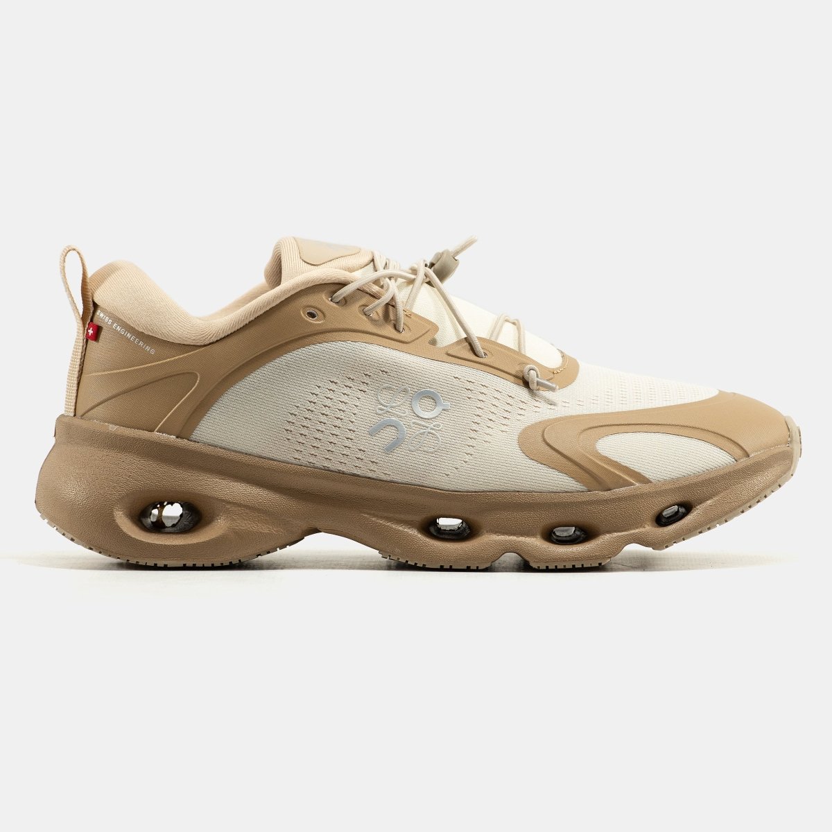 On Cloudsolo x Loewe Beige - oceanhype - 