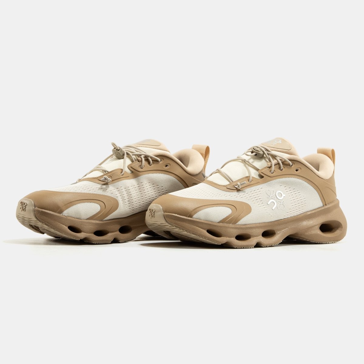 On Cloudsolo x Loewe Beige - oceanhype - 