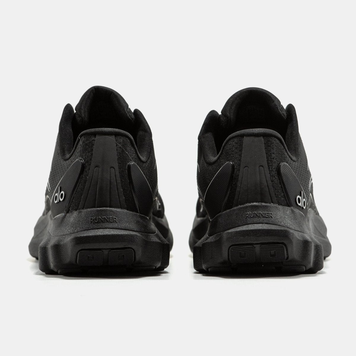 Alo Yoga Runner Black - oceanhype - 