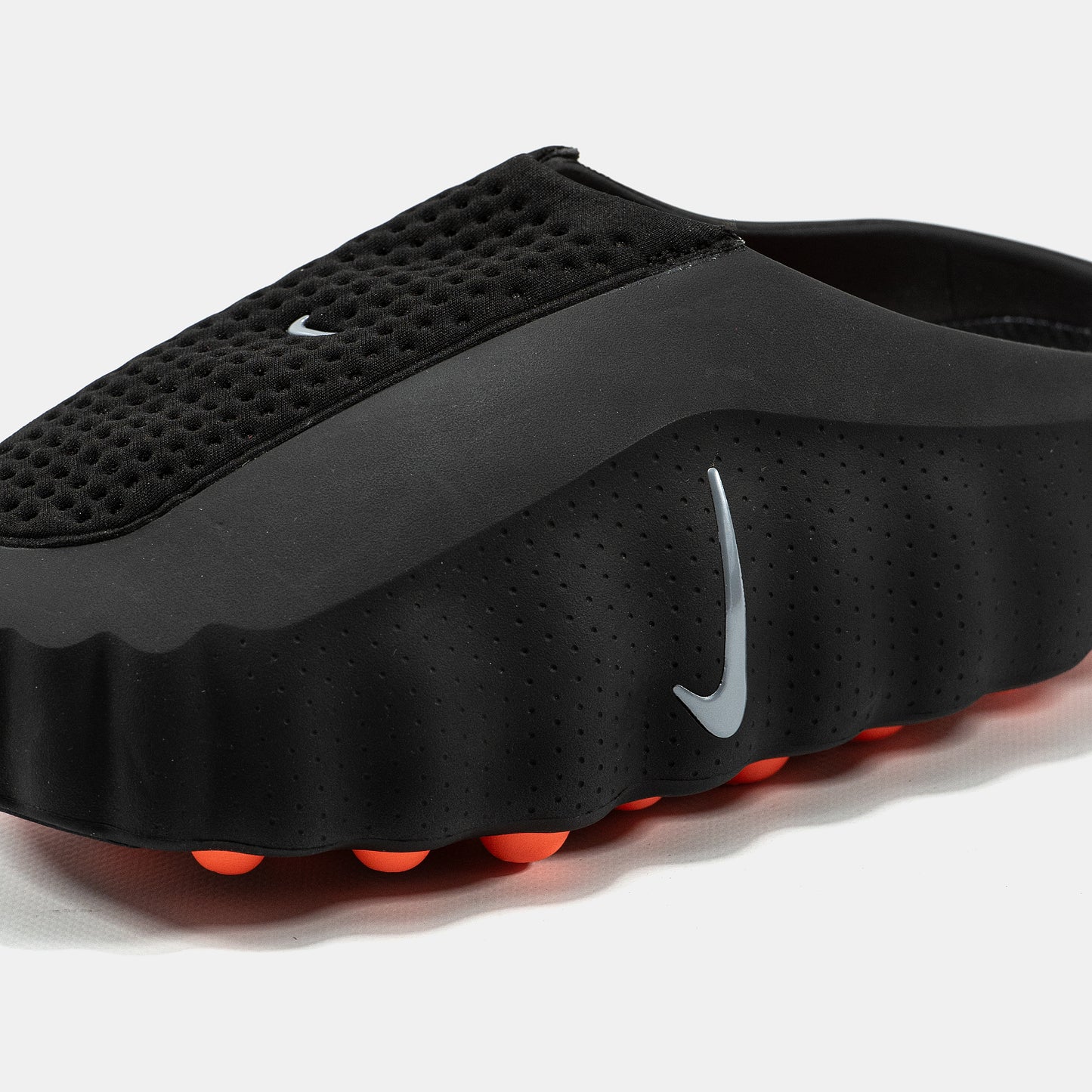 Nike Mind 001 Black Orange