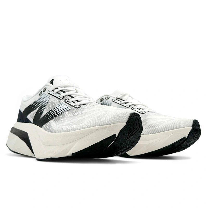 New Balance FuelCell Rebel V4 White Black - oceanhype - 