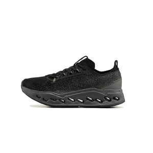 On Cloudsurfer Black