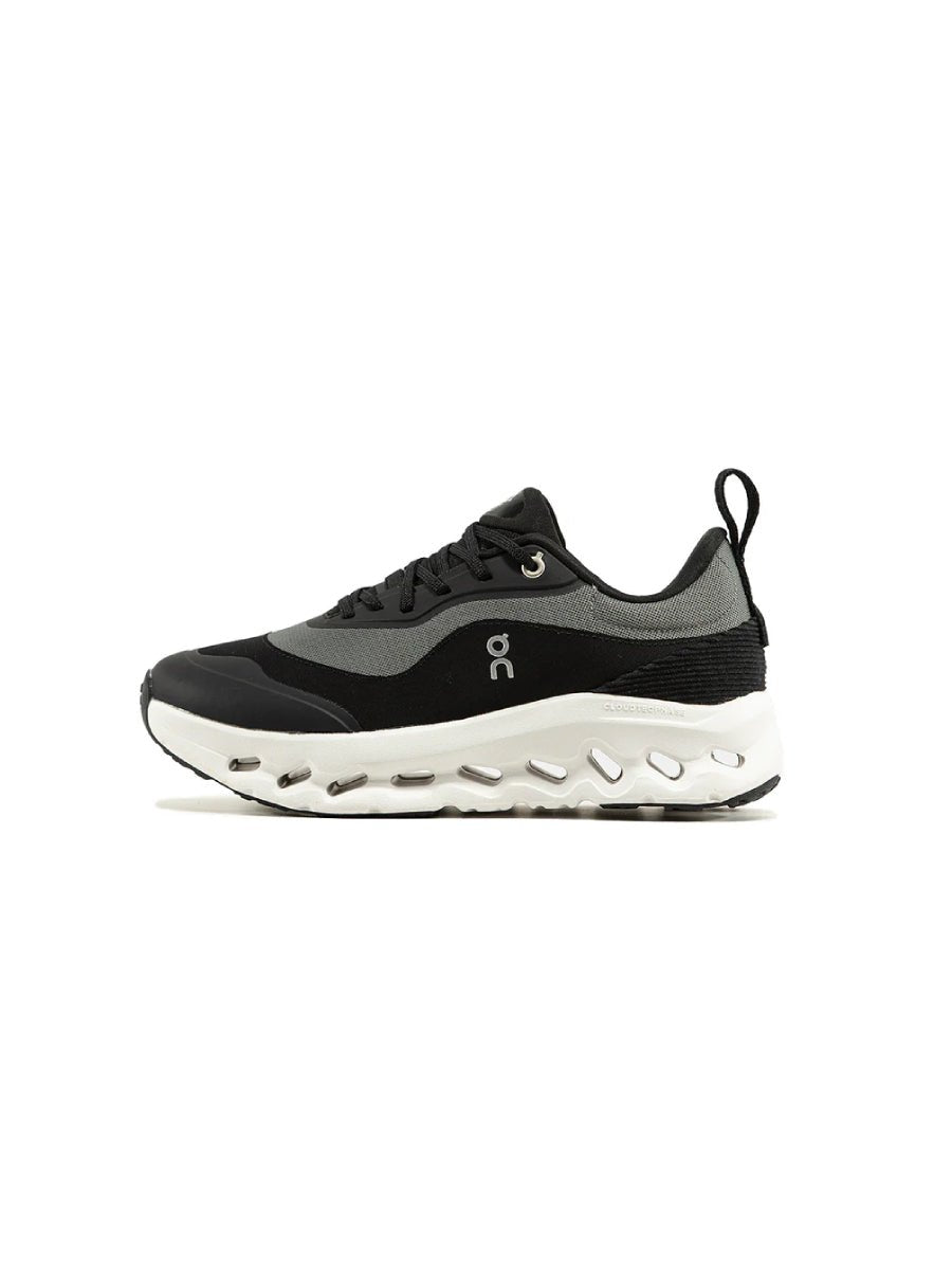 On Cloudtilt x Loewe Black White - oceanhype - 