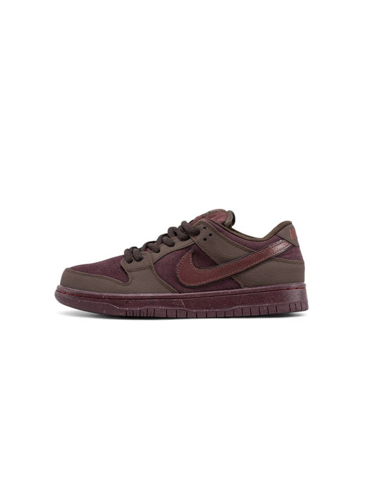 Nike SB Dunk Low City of Love Burgundy Crush - oceanhype - 