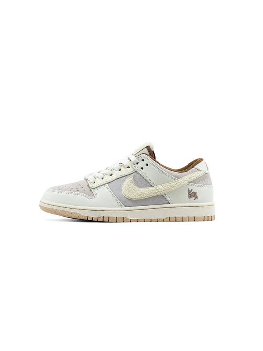Nike SB Dunk Low Retro Rabbit Fossil Stone