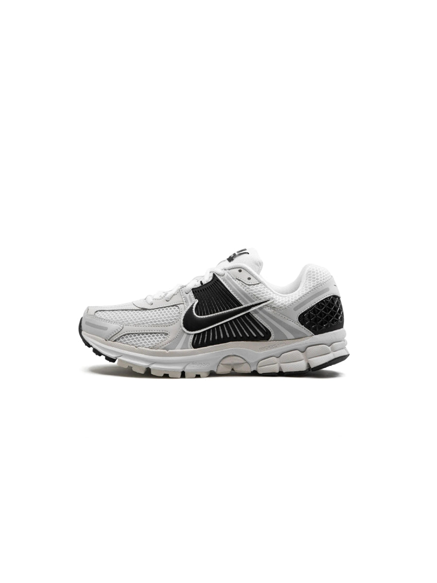 Nike Zoom Vomero 5 White Black - oceanhype - 
