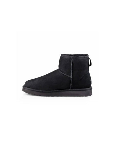 UGG Classic Mini II Boot Black - oceanhype - 