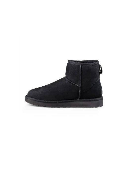 UGG Classic Mini II Boot Black - oceanhype - 