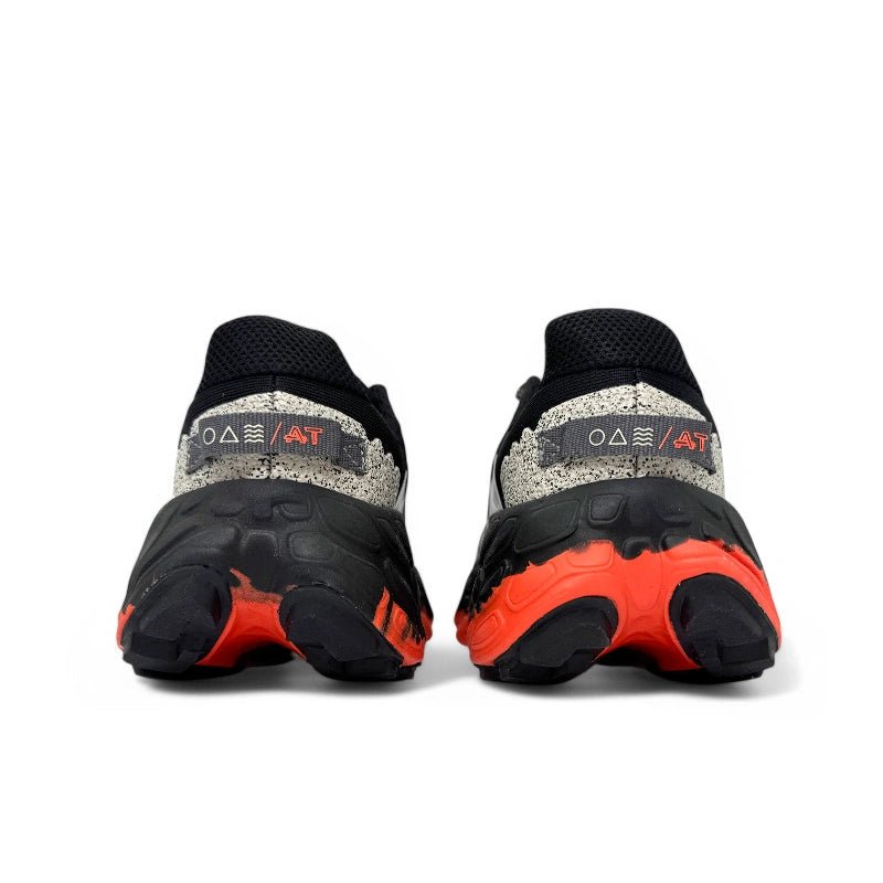 New Balance Fresh Foam x More Trail v3 Black Cayenne - oceanhype - 