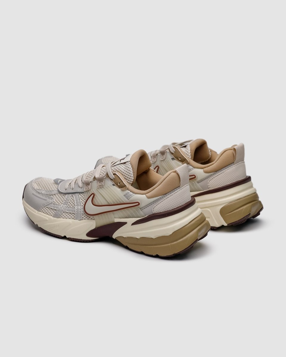 Nike V2K Runtekk Light Orewood Brown - oceanhype - 