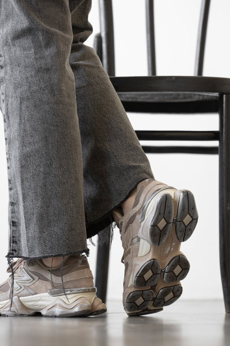 New Balance 9060 Mushroom - oceanhype - 
