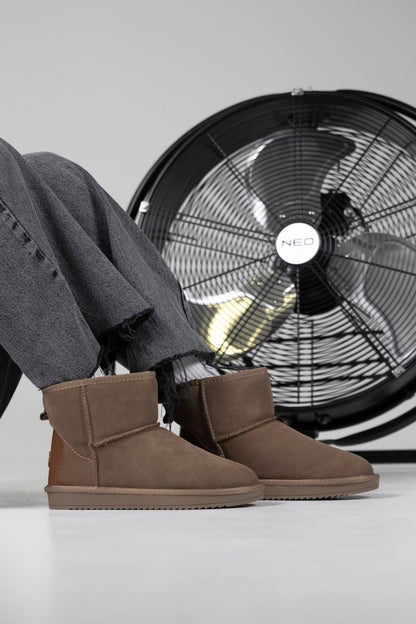 UGG Classic Mini Light Brown Cinnamon Lacquer - oceanhype - 