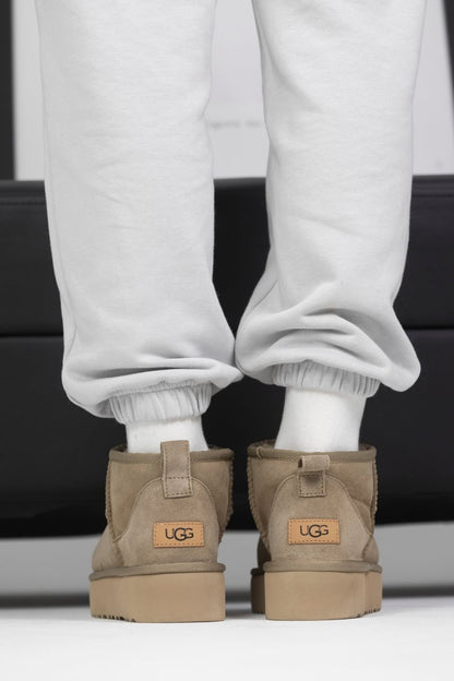 UGG Ultra Mini Platform Khaki - oceanhype - 