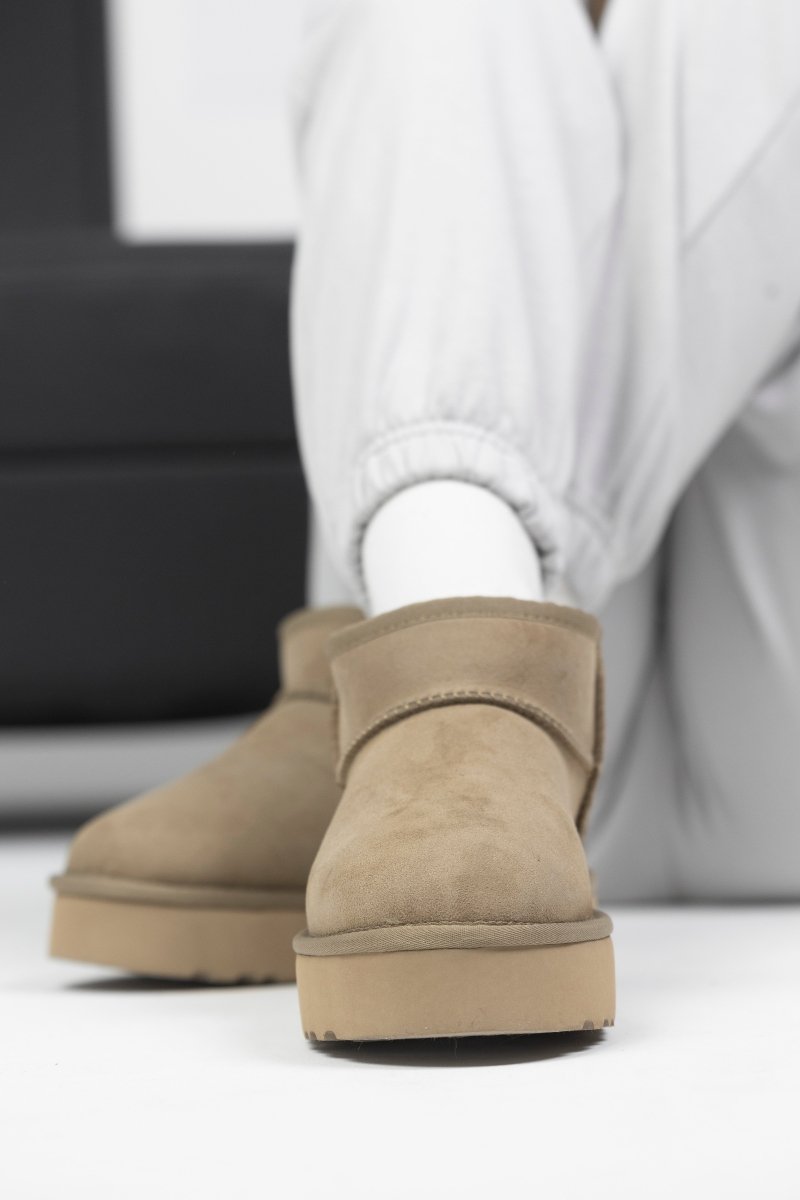UGG Ultra Mini Platform Khaki - oceanhype - 