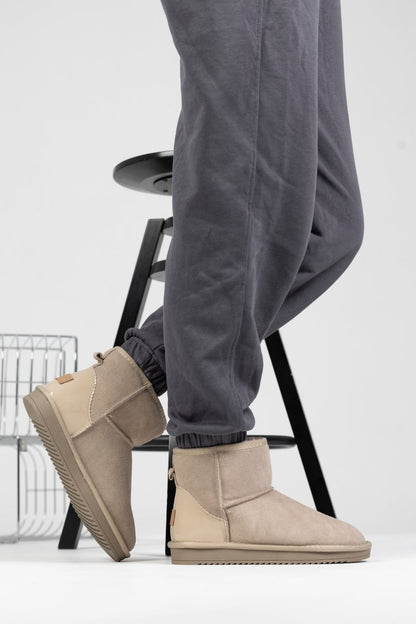 UGG Classic Mini Beige Lacquer - oceanhype - 