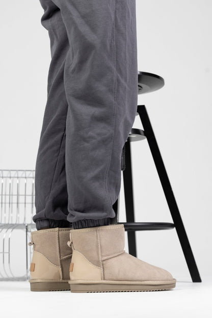 UGG Classic Mini Beige Lacquer - oceanhype - 