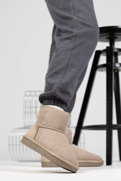 UGG Classic Mini Beige Lacquer - oceanhype - 