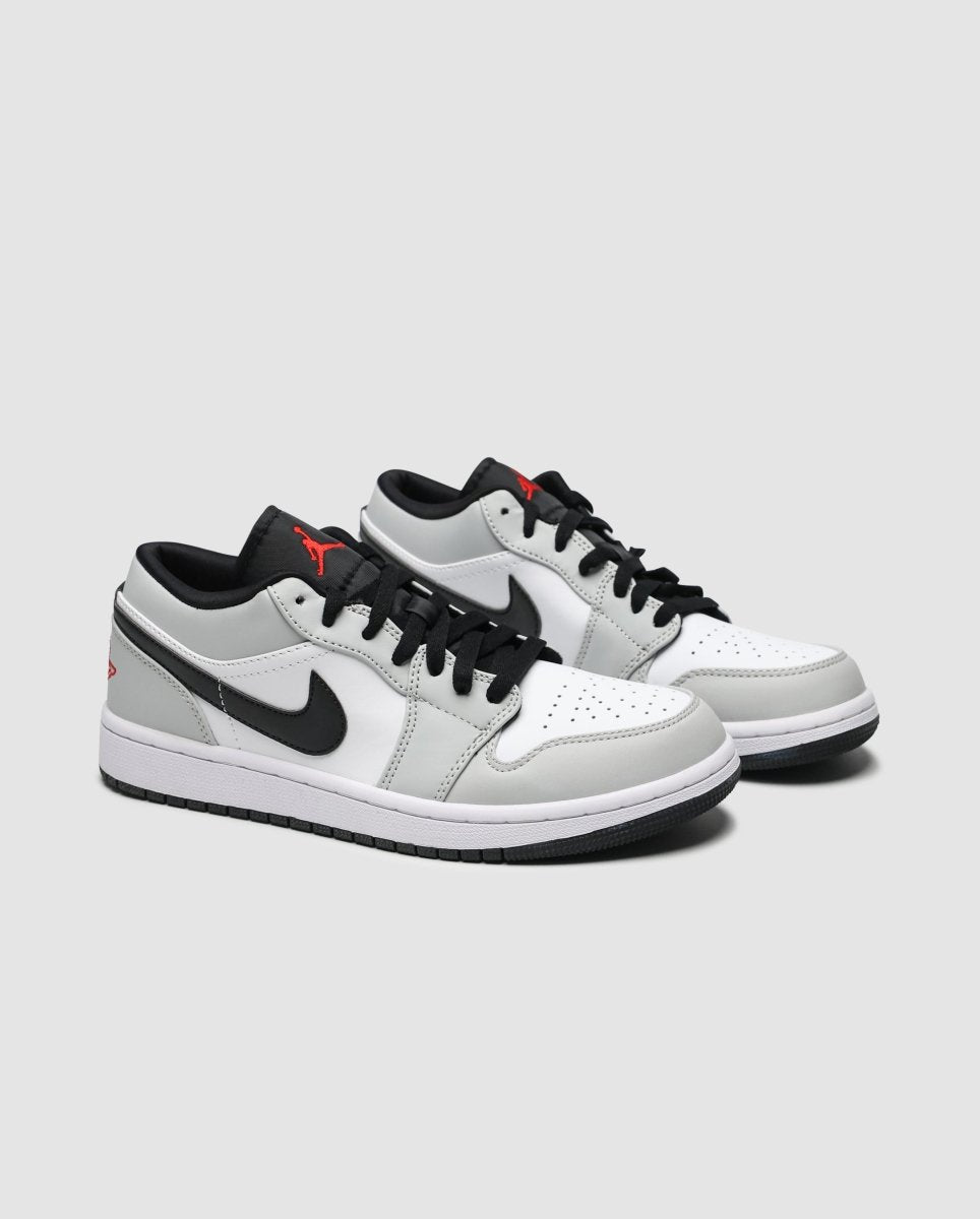 Nike Jordan 1 Retro Low Light Smoke Grey - oceanhype - 