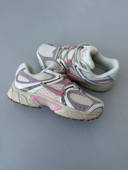 Nike V5 RNR Beige Pink