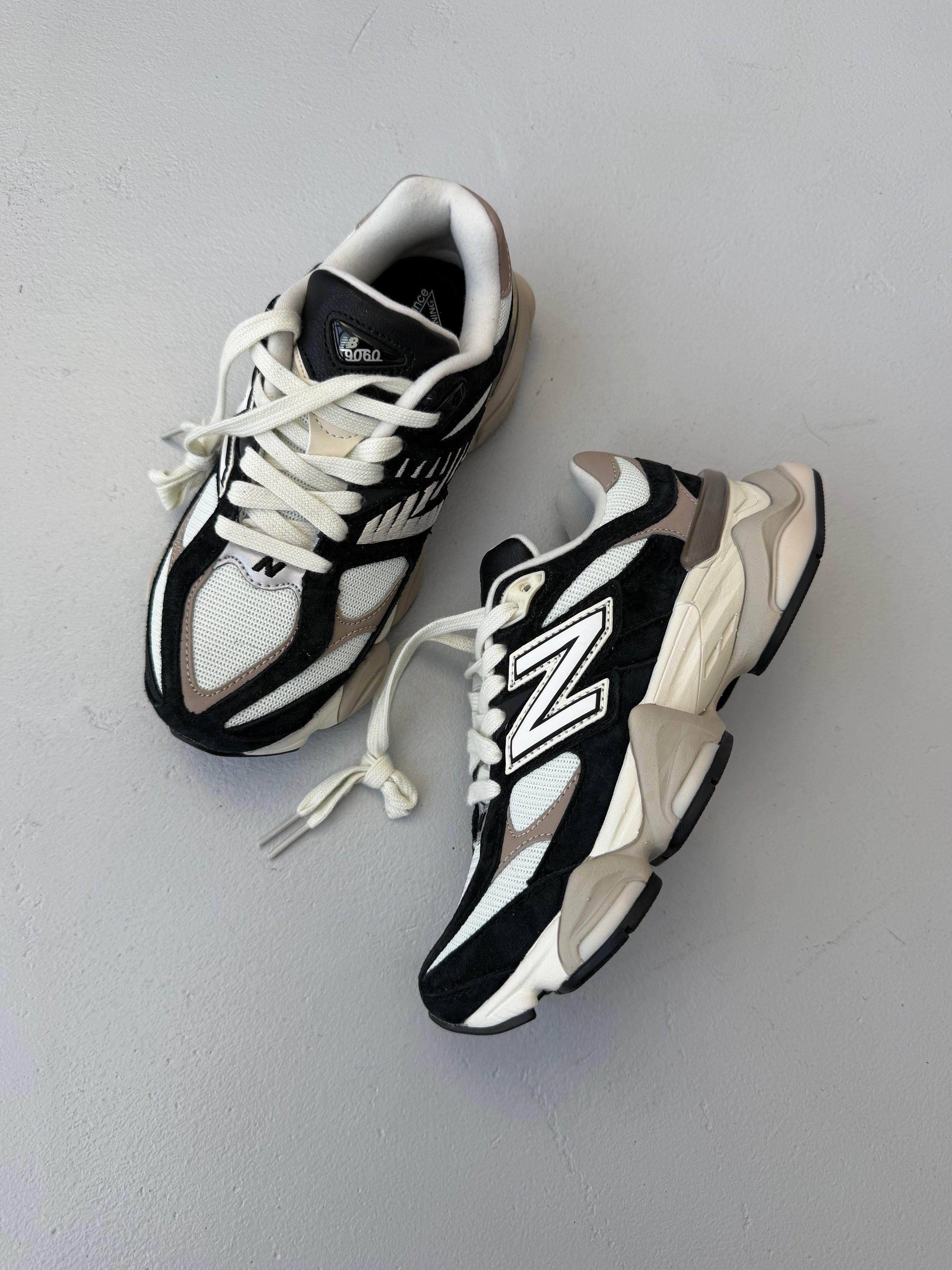 New Balance 9060 Sea Salt Bone