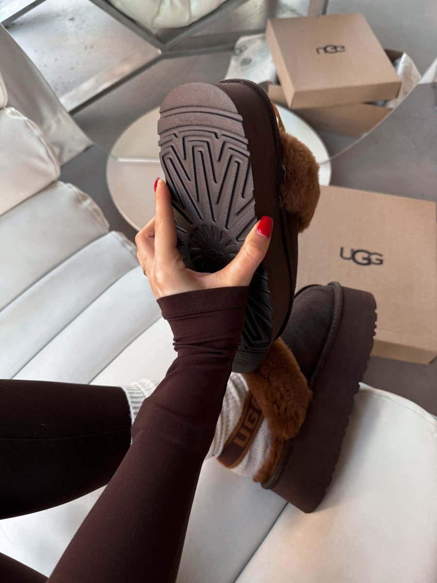 UGG Funkette Slipper Platform Chocolate - oceanhype - 