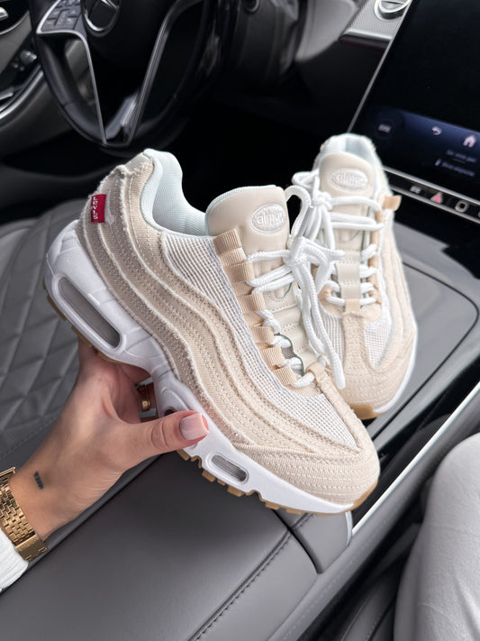 Nike Air Max 95 OG Levi’s Light Orewood Brown