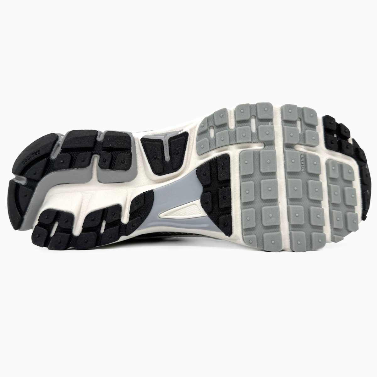 Nike Zoom Vomero 5 Grey - oceanhype - 