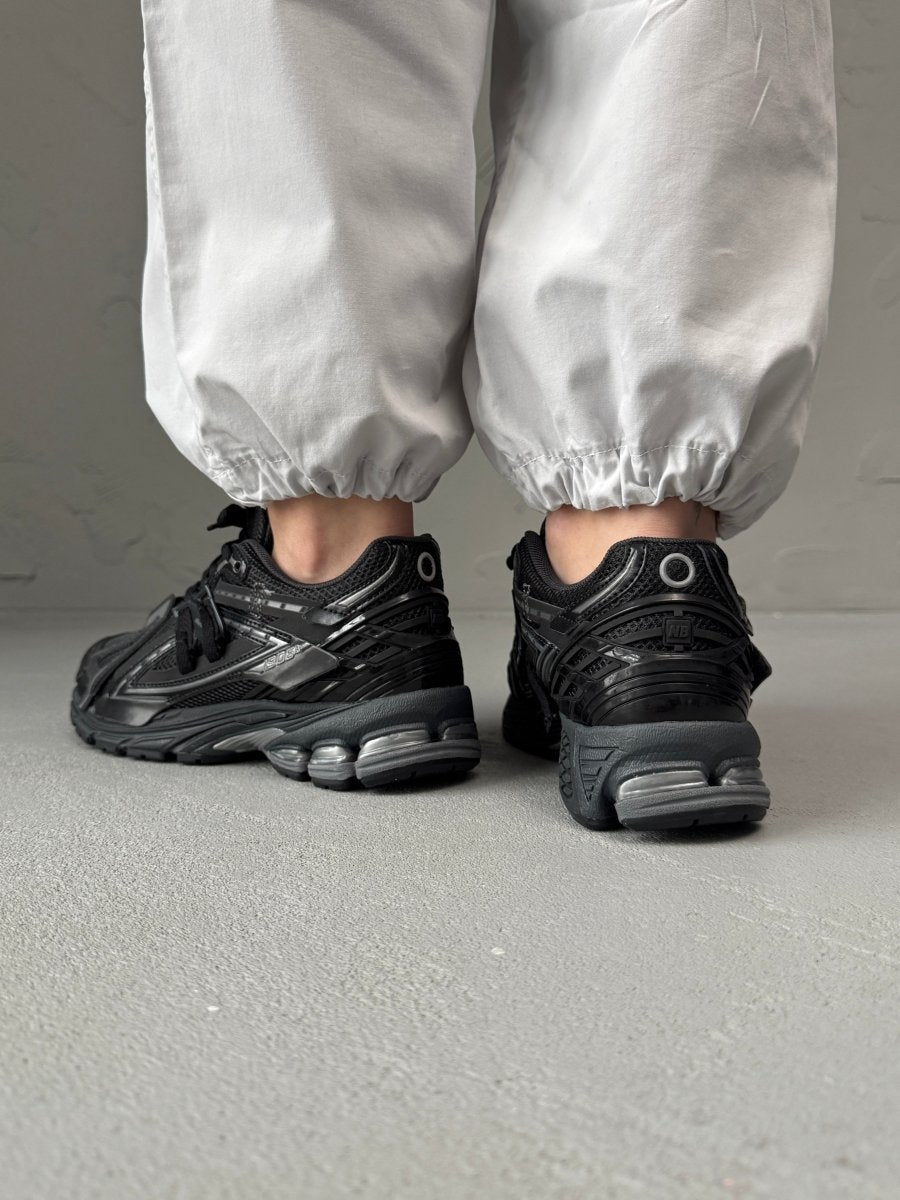 New Balance 1906A Black Silver - oceanhype - 