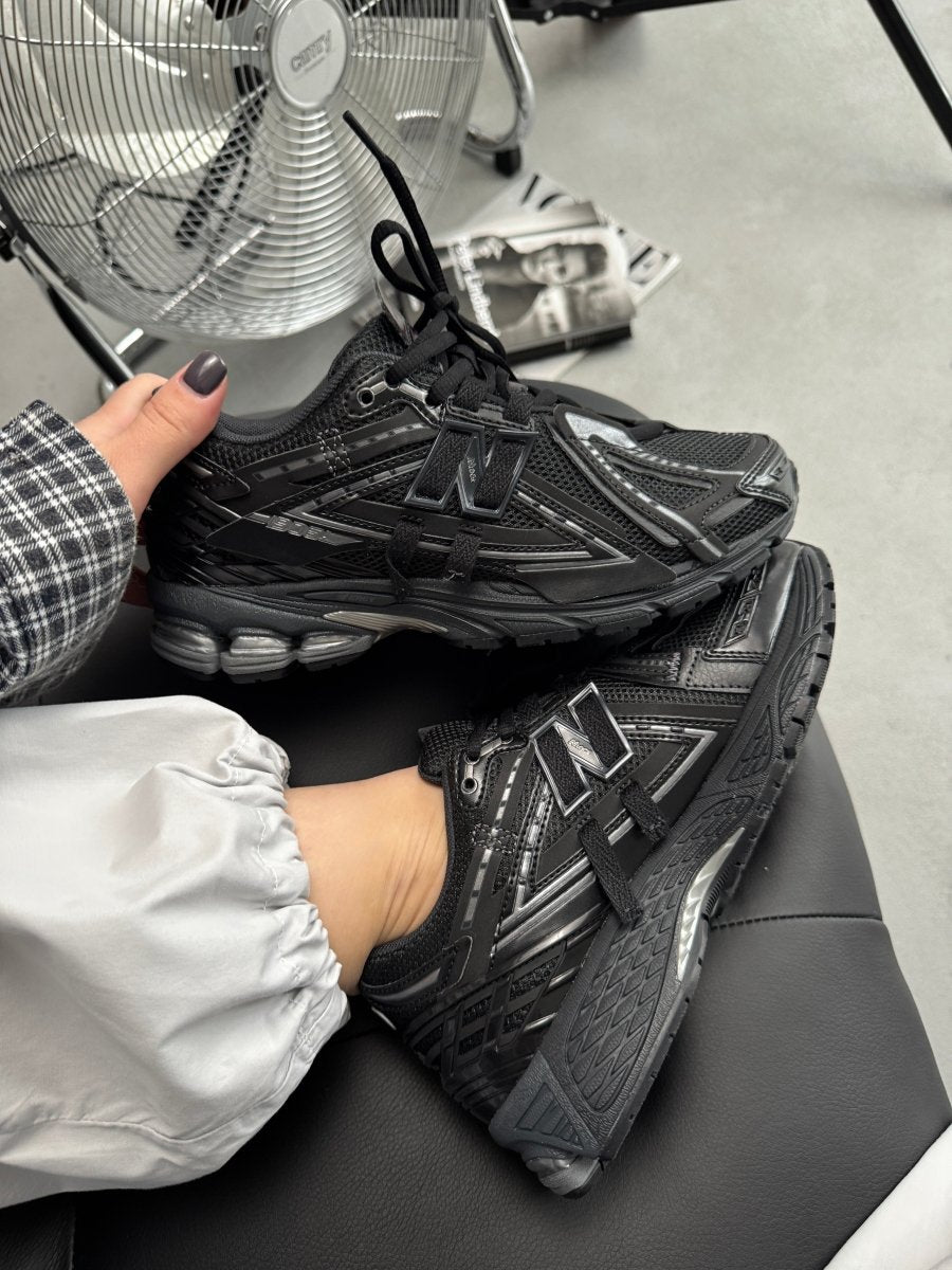 New Balance 1906A Black Silver - oceanhype - 