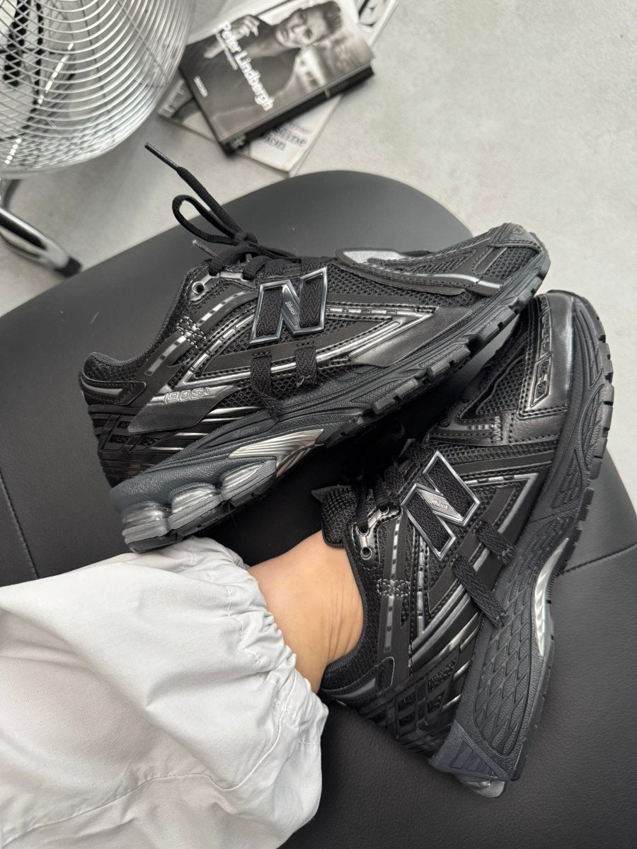 New Balance 1906A Black Silver - oceanhype - 