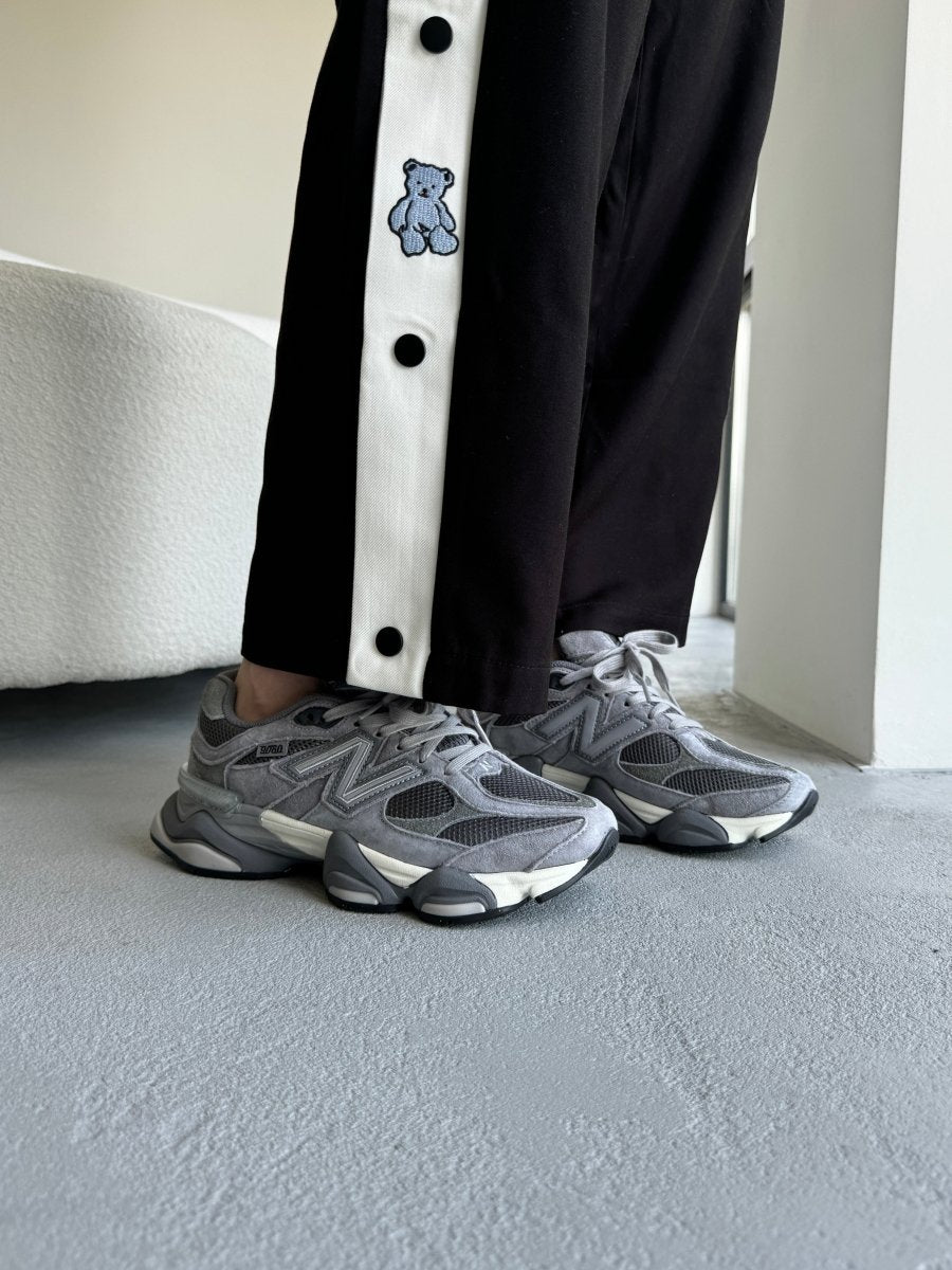 New Balance 9060 Dark Grey - oceanhype - 