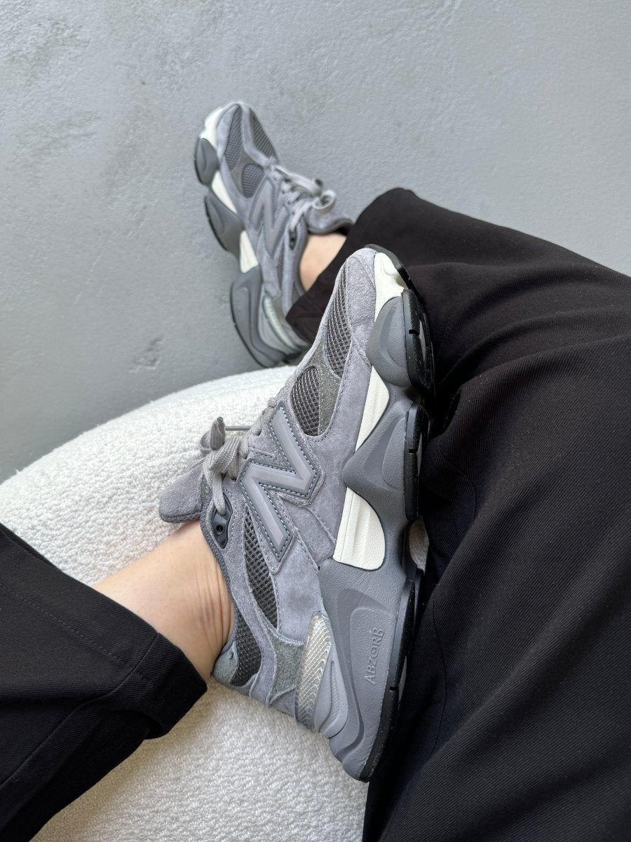New Balance 9060 Dark Grey - oceanhype - 