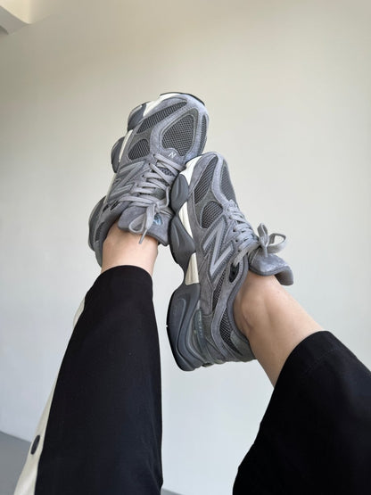 New Balance 9060 Dark Grey - oceanhype - 