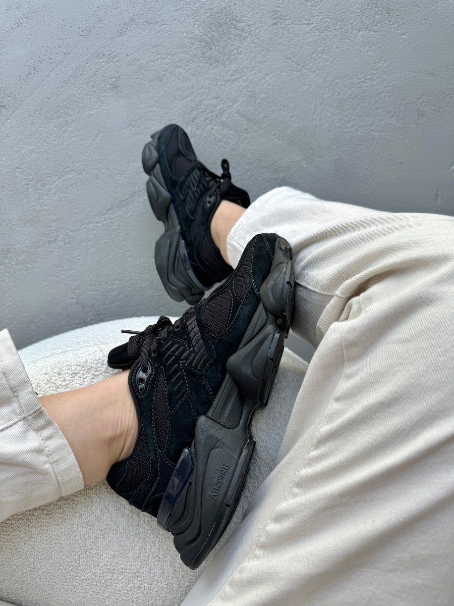 New Balance 9060 Triple Black - oceanhype - 