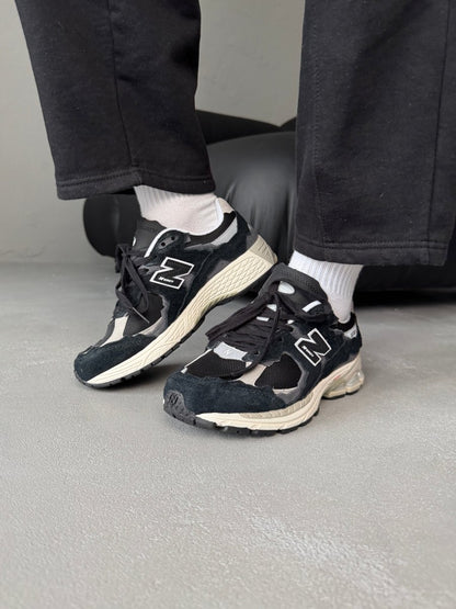 New Balance 2002R Protection Pack Black Grey - oceanhype - 